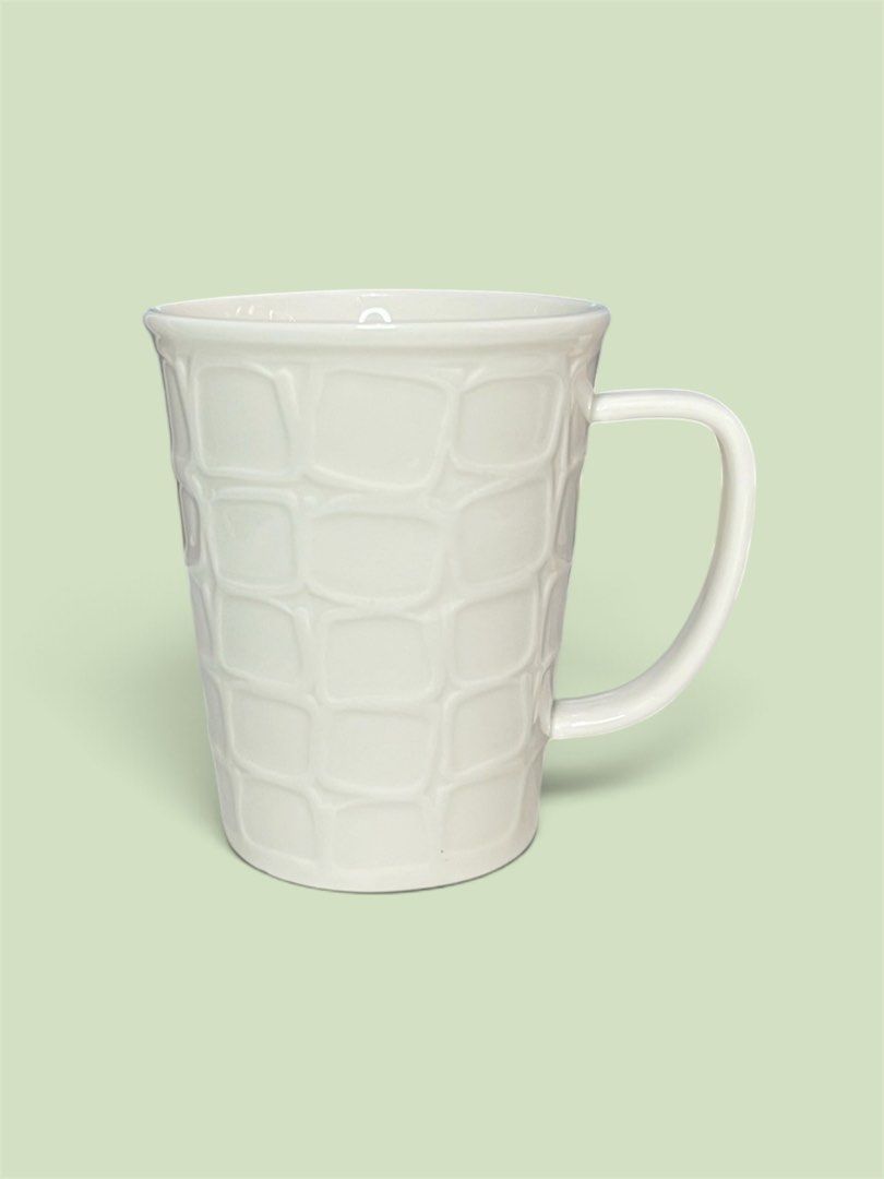 Ceramic mug for coffee and tea (Category: Coffee & Tea Tableware) located in Manila. Submitted by sheiiie (Listing ID 1465799298, Image 1). Description: Cute ceramic mug coffee and tea Brand new Quezon City location ship via jnt & lalamove.
