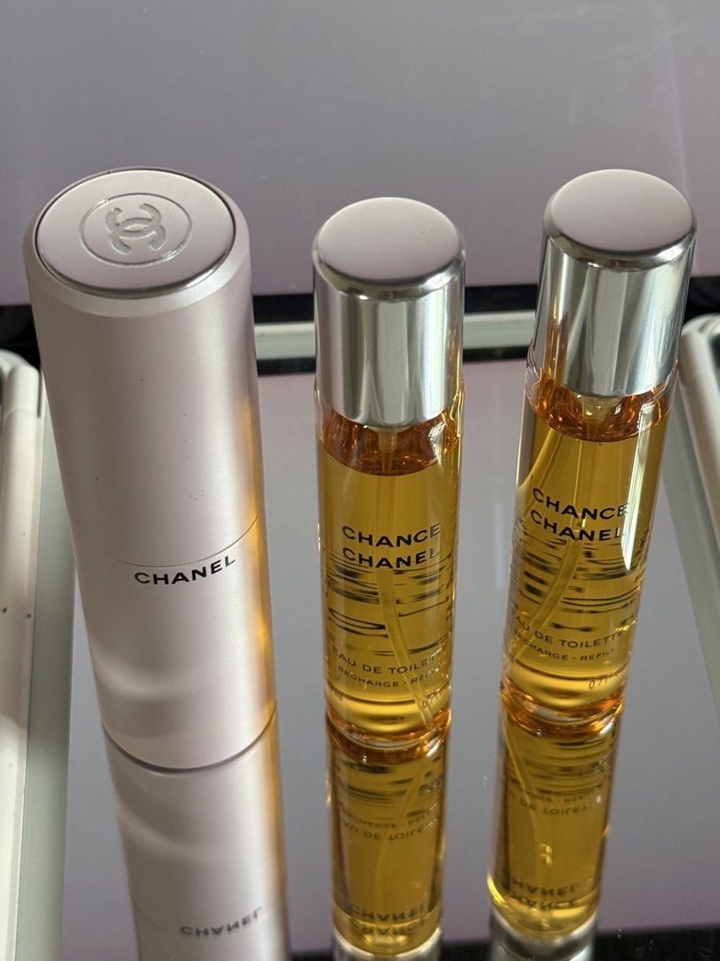 chanel chance twist & spray EDT (Category: Fragrance & Deodorants) located in Quezon City. Submitted by iadourysl (Listing ID 1465778672, Image 3). Description: used for a few times - each bottle contains 20ml x 3 EDT - rfs declutter bought for 8k.