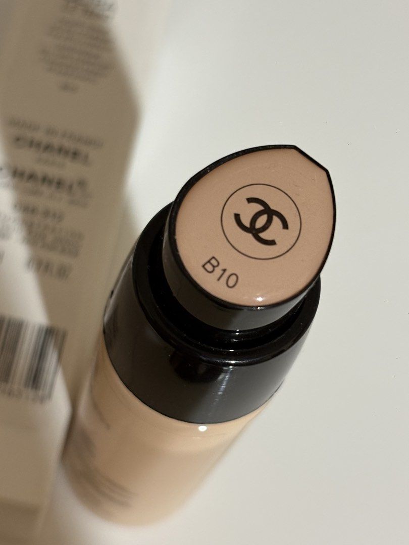Chanel Ultra Le Teint Foundation (Category: Makeup) located in Pasay City. Submitted by keynbloom (Listing ID 1465805436, Image 2). Description: brandnew w box shade: B10 .