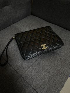 (Category: ) located in . Submitted by luxurymurayta888 (Listing ID 1465921363, Image 1). Description: .