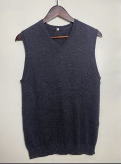 (Category: ) located in . Submitted by indaysukaycloset (Listing ID 1465872226, Image 1). Description: .