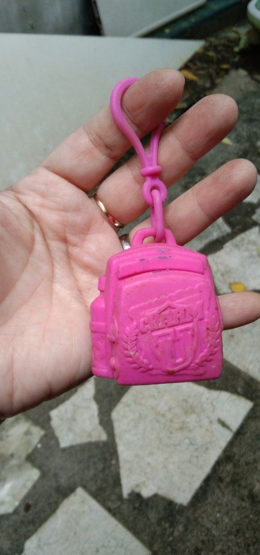 Charm u pink bag keychain (Category: Kids Toys) located in Quezon City. Submitted by eidorableshop (Listing ID 1465820573, Image 3). Description: .