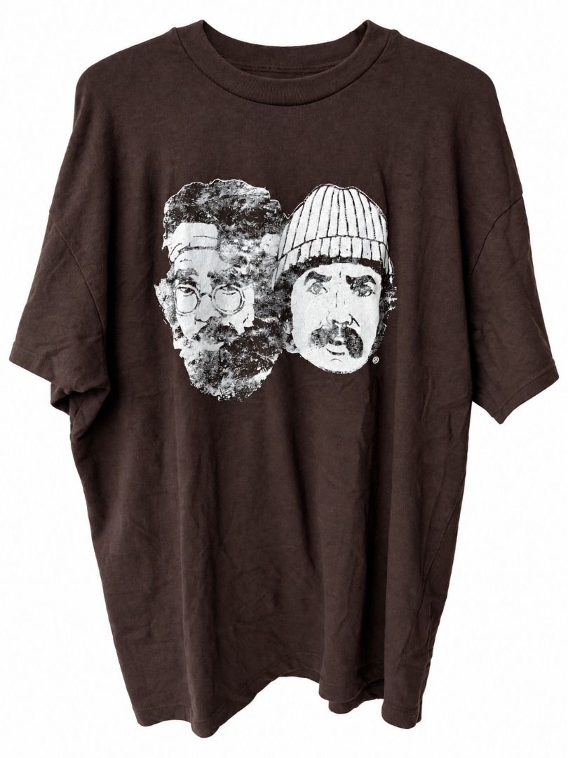 Cheech & Chong Shirt (Category: Tshirts & Polo Shirts ) located in Quezon City. Submitted by geom15 (Listing ID 1465839161, Image 1). Description: Cheech & Chong Shirt size L fits XL good condition.
