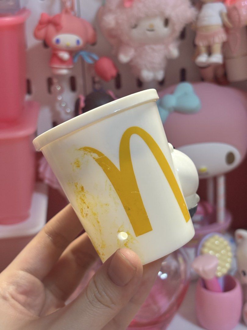 Chiikawa Pen Cup Holder (Category: Vintage Collectibles) located in San Juan City. Submitted by glitznpops.ph (Listing ID 1465880623, Image 2). Description: ~ Faded po sa Mcdo na logo. Please manage ur expectations lang po since vintage n po sya..