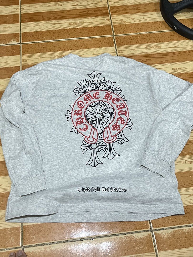 Chrome Hearts Long Sleeve (Category: Hoodies) located in Manila. Submitted by naturalbuyer (Listing ID 1465923307, Image 2). Description: L 27 W 24 Off lang.