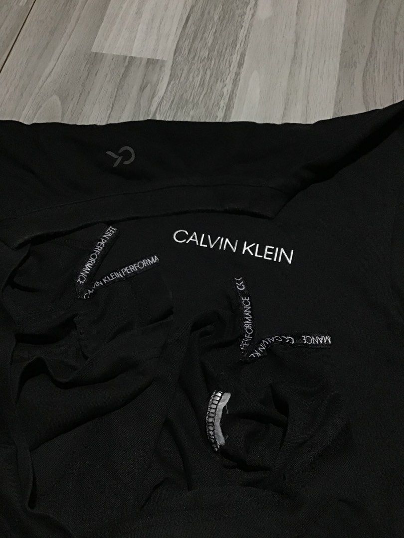 CK black tee (Category: Tshirts & Polo Shirts ) located in Davao. Submitted by ljay.thriftedfinds (Listing ID 1465798672, Image 3). Description: .