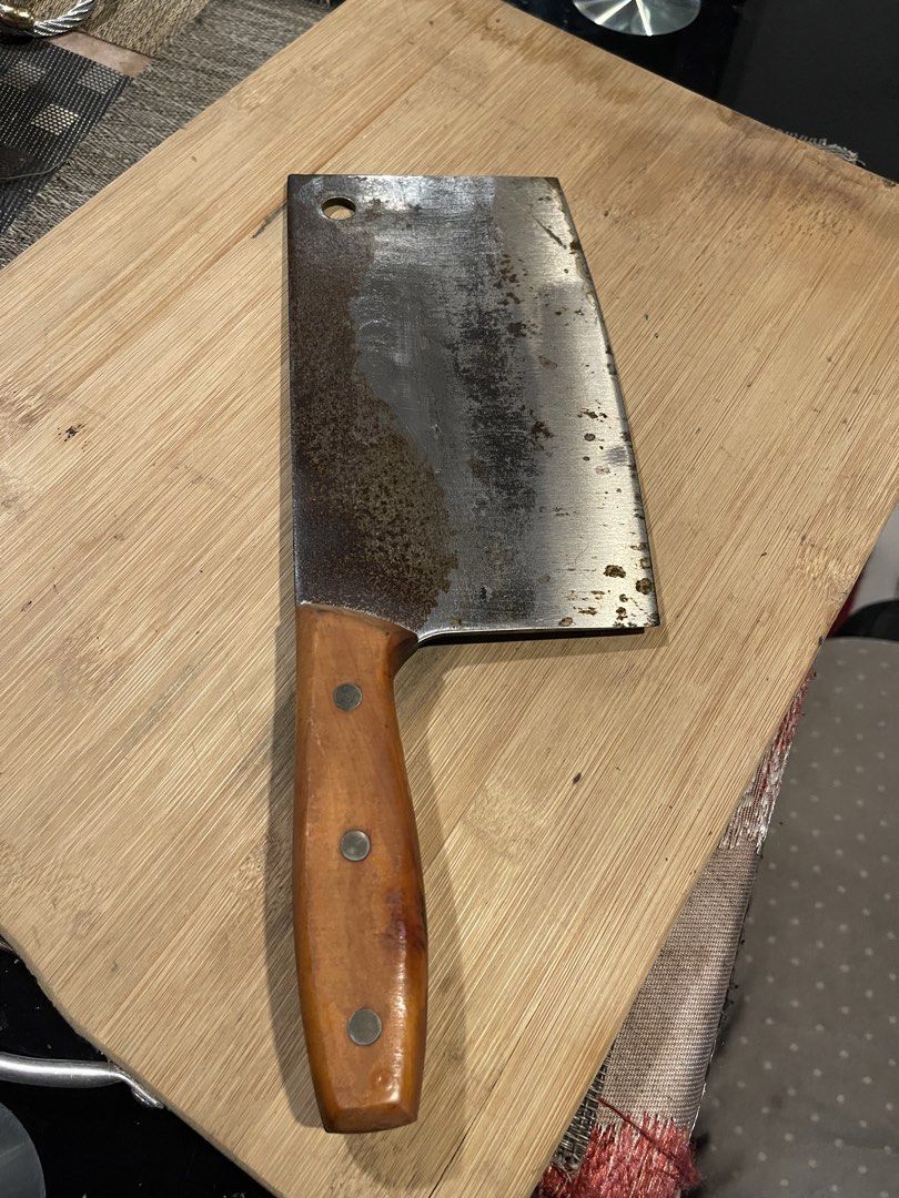 Cleaver Knife (Category: Knives & Chopping Boards) located in Malabon City. Submitted by mph_thrift (Listing ID 1465884467, Image 2). Description: Old fashioned chinese kitchen cleaver knife traditional.