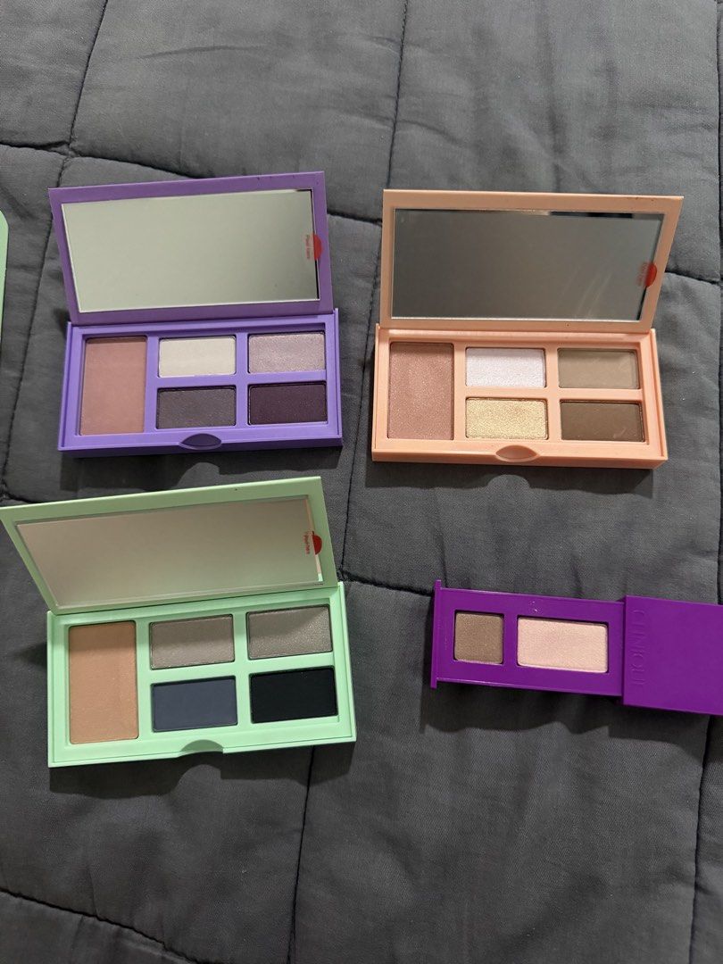 Clinique Three Eye-And-Cheek Palettes Set (Category: Makeup) located in Kawit. Submitted by sdzlyra (Listing ID 1465836966, Image 1). Description: 3 palettes, never been used Gift from relative from US Only 1 blush has been swatched very lightly (see photos) Will include 1 small eye palette as freebie ✨ LP na po + SF 🙏🏻 Shipping via J&T/Lalamove SF c/o buyer Manila weekdays, Cavite weekends.