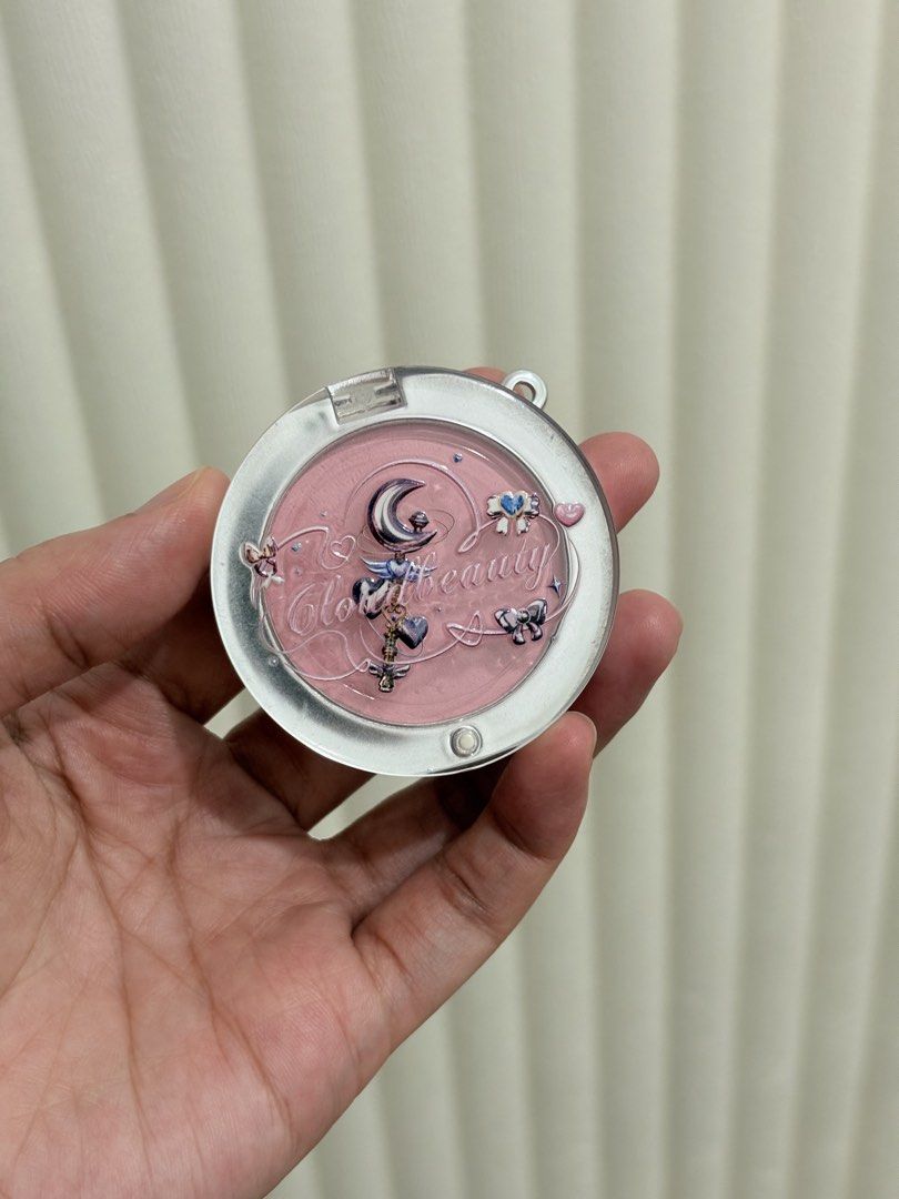 CLOUDBEAUTY POWDER BLUSH (04 SAILOR) (Category: Makeup) located in Antipolo. Submitted by prettymomma_ (Listing ID 1465897759, Image 1). Description: CLOUDBEAUTY POWDER BLUSH Shade: 04 Sailor Good as new. Used twice. No box. Bought Sept 2026 ₱160.