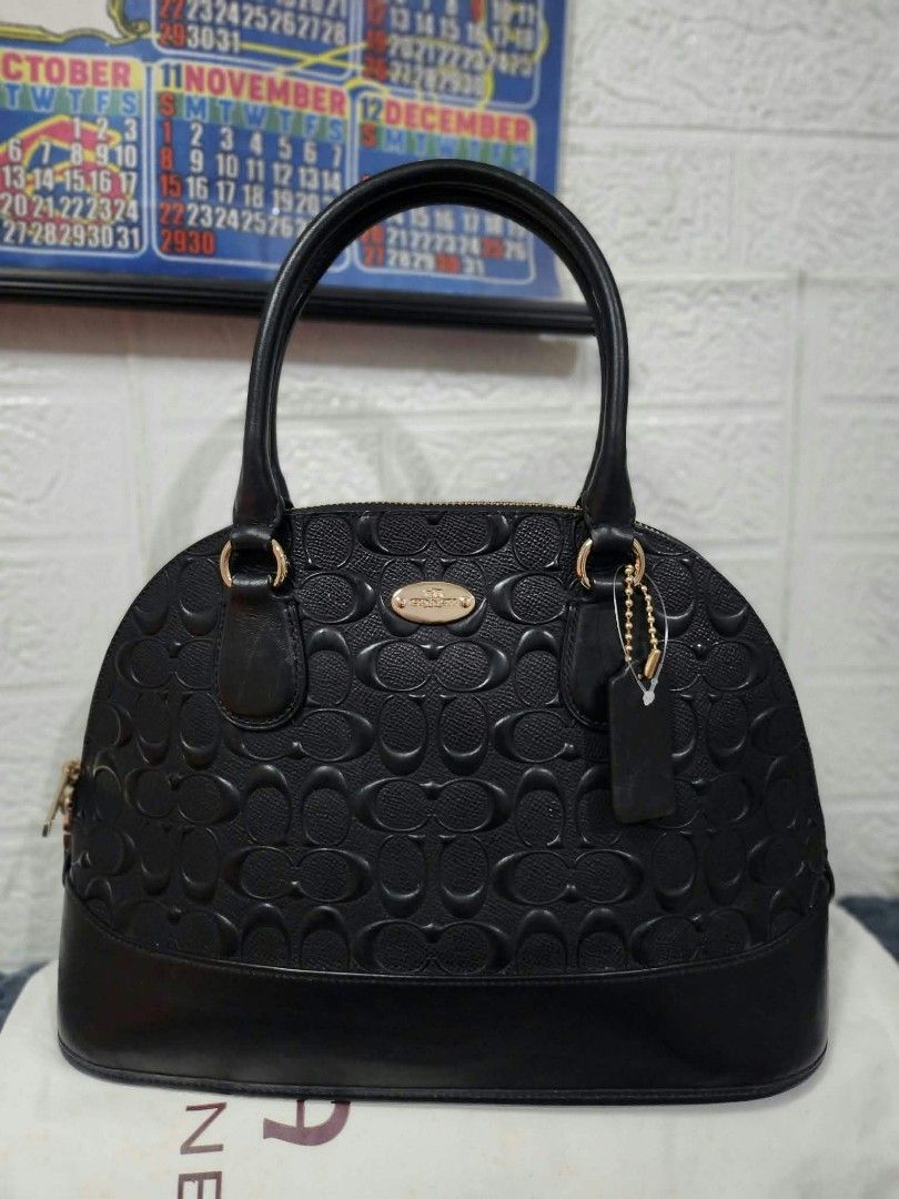 Coach hand bag (Category: Announcements) located in Caloocan City. Submitted by fastfalcon-66ae (Listing ID 1465764014, Image 1). Description: coach hand bag.