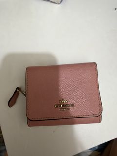 （分類：）位於 。 由 yannessss620 提交（商品編號 1465905760，圖片 1）。簡介： 。