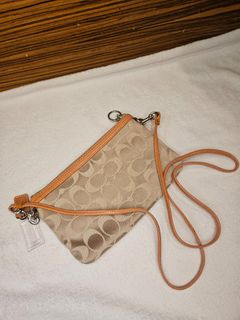 （分類：）位於 。 由 hi.bythesea 提交（商品編號 1465905351，圖片 1）。簡介： 。