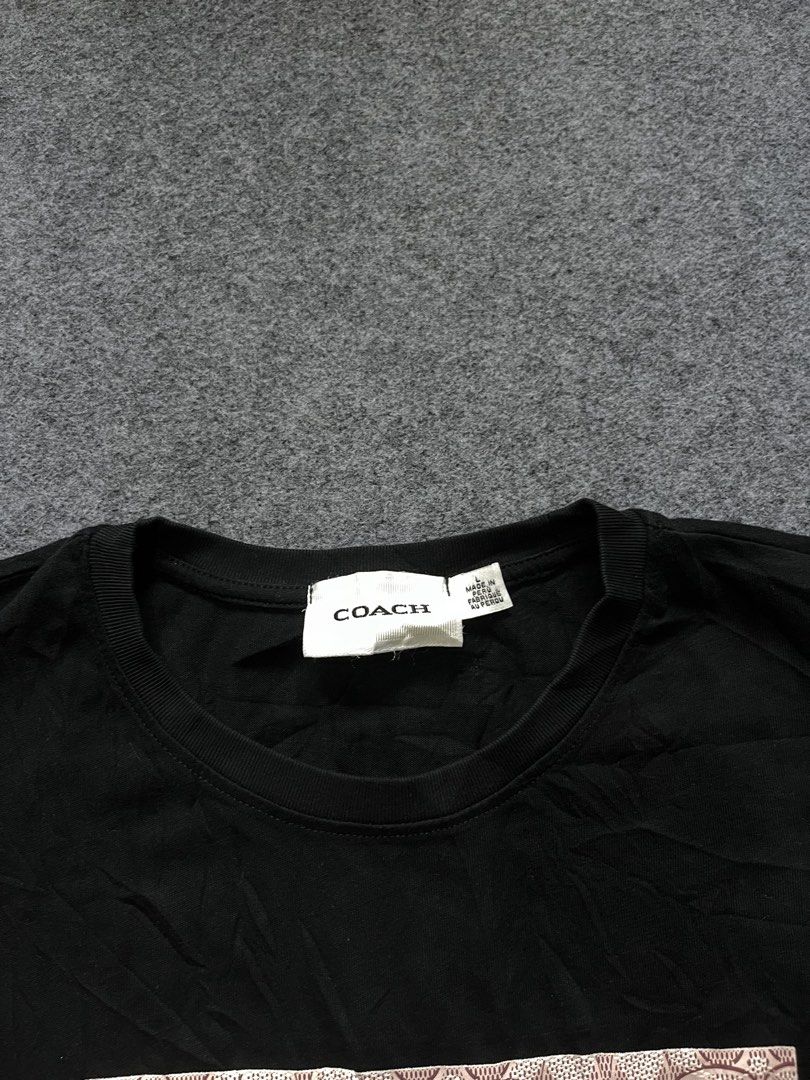 Coach tshirt (Category: Tshirts & Polo Shirts ) located in Lapu Lapu. Submitted by jhonrener41426 (Listing ID 1464782729, Image 3). Description: Size large fit to medium Dimes 20x26 Excellent condition Color rate 9.7/10 Authentic Issue none .