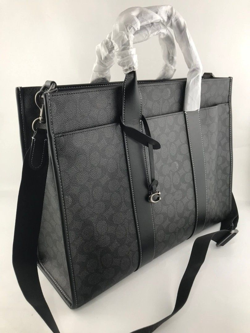 Coach Wesley Tote Bag (Category: Briefcases) located in Manila. Submitted by msddirectfactoryoutlet (Listing ID 1465921250, Image 2). Description: .