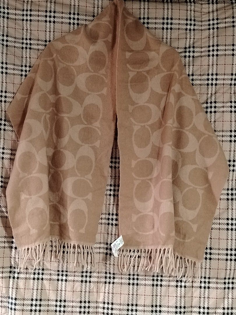 Coach wool scarves (Category: Luxury Accessories) located in Baguio. Submitted by li_aaan (Listing ID 1465853176, Image 2). Description: Items are authentic in excellent condition.