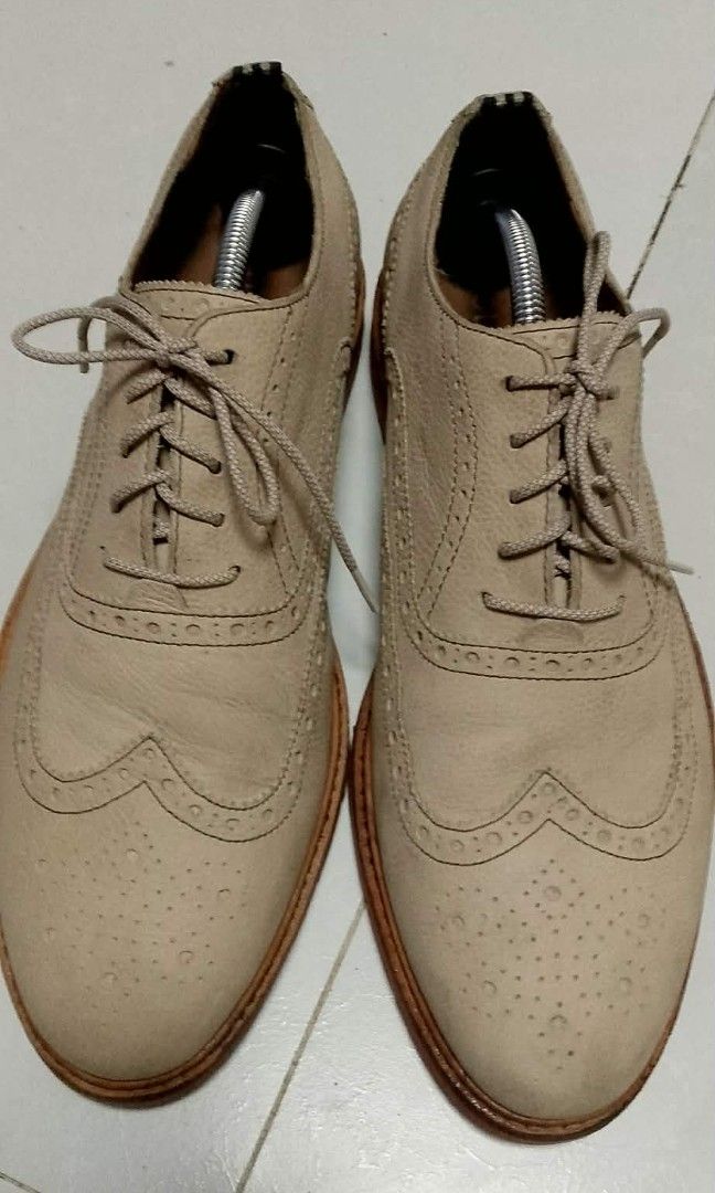 Cole Haan grand.os Leather (Category: Dress Shoes) located in Caloocan City. Submitted by gareth.vergara (Listing ID 1465932350, Image 1). Description: Cole Haan Grand.Os Leather Size: 10 M No Box Price 2,800 No issues😉.