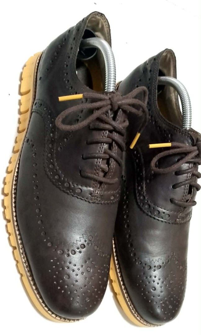 Cole Haan ZEROGRAND Wing Ox (Category: Dress Shoes) located in Caloocan City. Submitted by gareth.vergara (Listing ID 1465930629, Image 2). Description: Cole Haan 2 ZeroGrand STCHLTE Color: Bracken Leather/GL Size: 8.5 w Original Price 10,995 With Box Price 3,600 No issues😉.