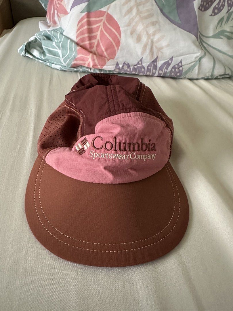 Columbia drifit cap (Category: Hats & Beanies) located in Masbate. Submitted by ohsosunshine (Listing ID 1465851070, Image 1). Description: Used twice only In perfect condition Great for outdoors activity use .