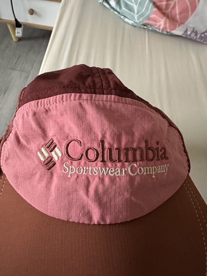 Columbia drifit cap (Category: Hats & Beanies) located in Masbate. Submitted by ohsosunshine (Listing ID 1465851070, Image 2). Description: Used twice only In perfect condition Great for outdoors activity use .