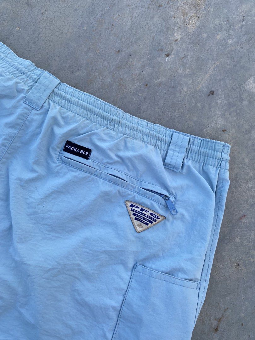 Columbia PFG Shorts (Packable) (Category: Shorts) located in Baguio. Submitted by kakkoine313sb (Listing ID 1465878420, Image 3). Description: Excellent Condition 9.8 Color Rate Width: 32-38 Length: 17 Leg Opening: 13.5.