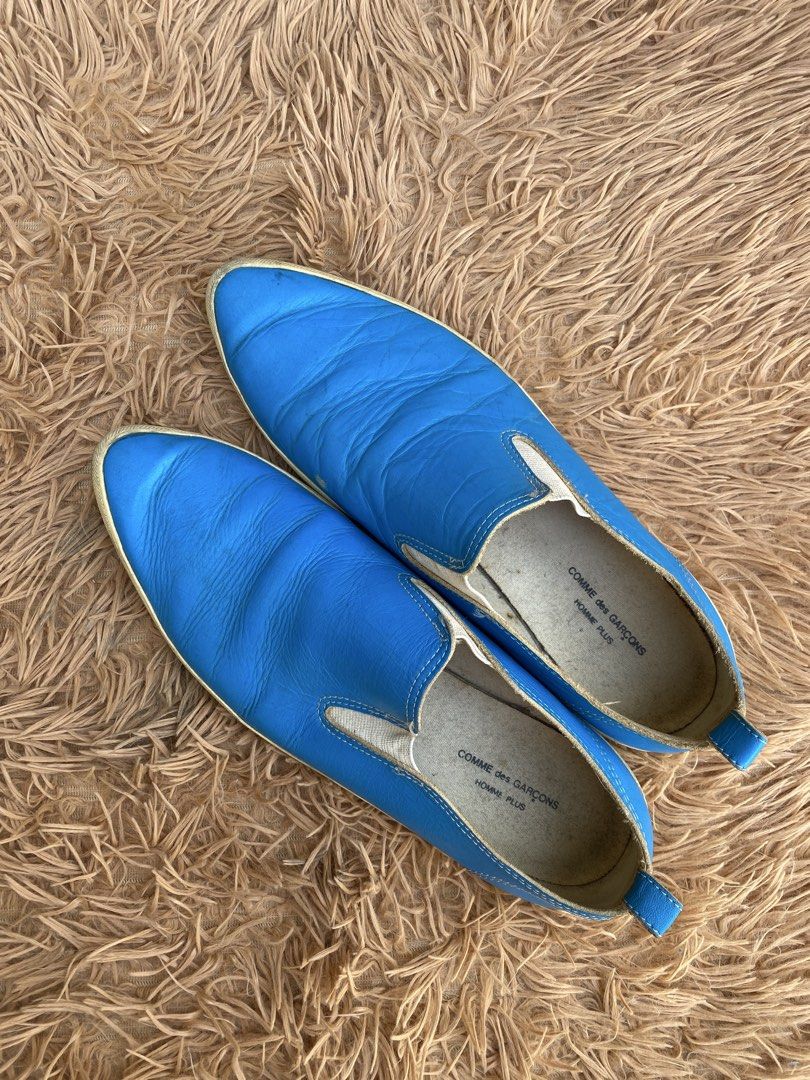 COMME des GARCONS Shoes (Category: Casual Shoes) located in Candaba. Submitted by dejesus.bench17 (Listing ID 1465866442, Image 1). Description: Vintage COMME des GARCONS Home Plus 2002 Spring/Summer Leather Shoes -Color: Blue -Condition: Good -Color rate: 8-9/10 -Issue: see on pic, sign of usage -Dimes: 10-11 Inches, 27-28 cm Size 9.5-10 -Price: 2,350 + ship .
