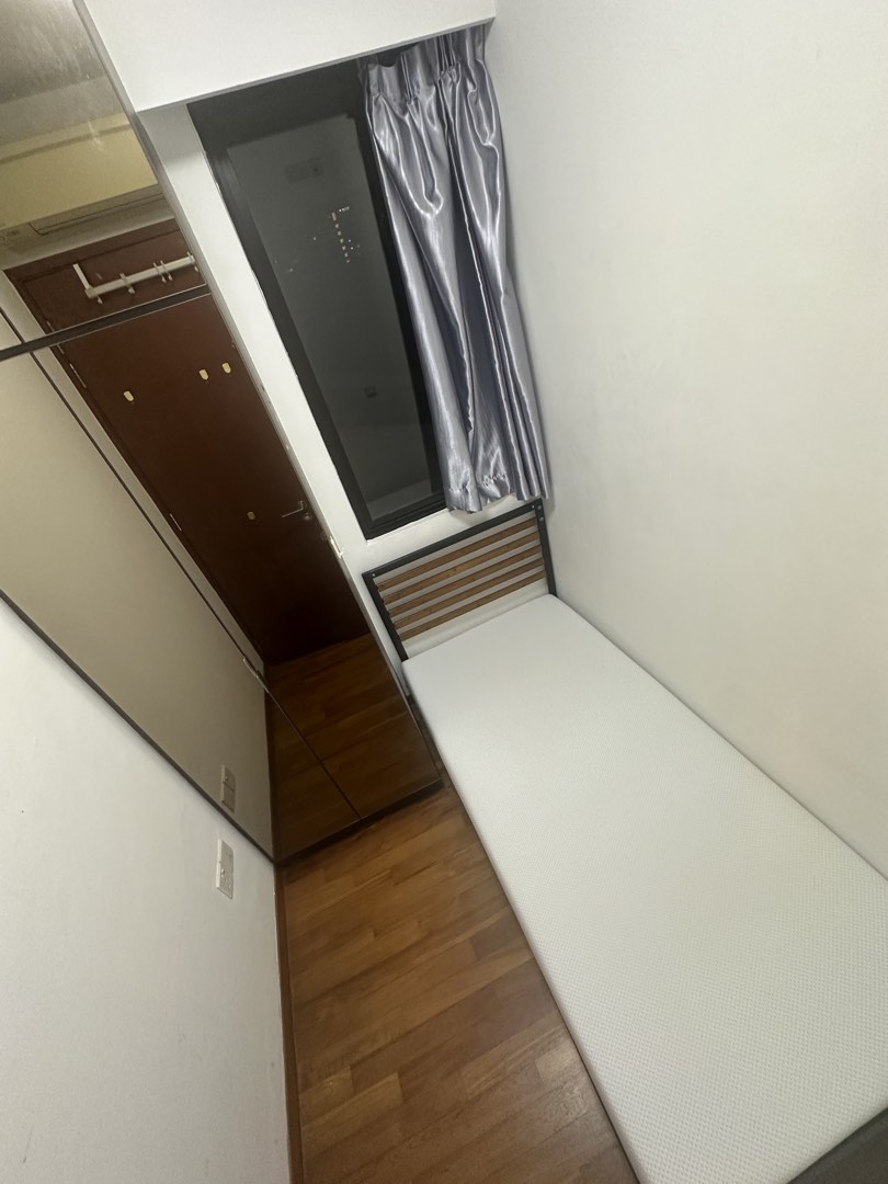 (Category: ) located in . Submitted by hps.retail (Listing ID 1465880360, Image 1). Description: .