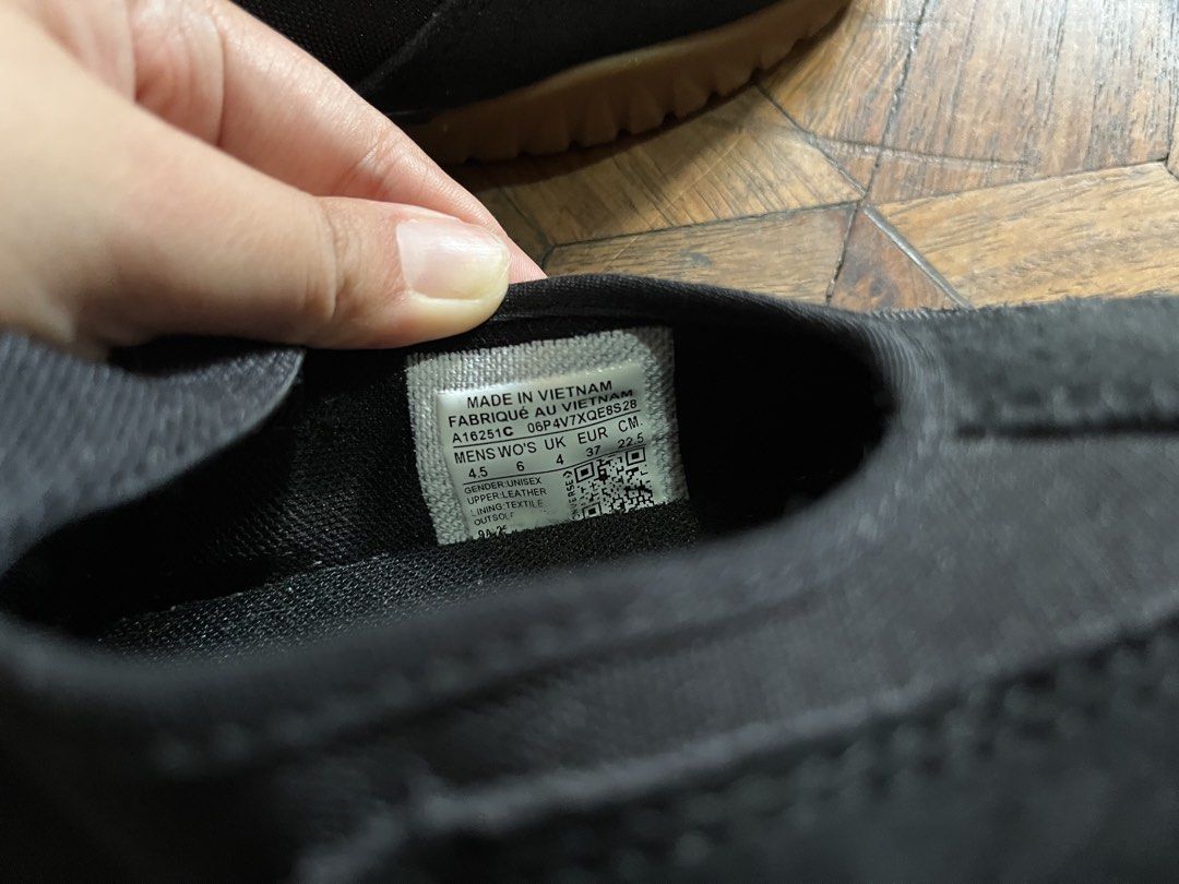 Mary Janes Sneakers| Converse Black Run Star Trainer Ballet Size UK 4.5 (Category: Sneakers) located in Paranaque City. Submitted by d4n13ll3 (Listing ID 1465831148, Image 3). Description: - Converse Run Star Trainer Ballet - Black with classic gum soles - Insole 24 cm long, fits 23 to 23.5 cm - Authentic, bought from their official orange app store for 4k - Lightly used, suede condition is as seen in photos - RFS: too big.