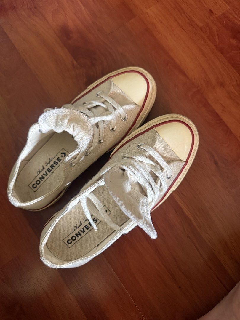 Converse Chuck 70 Men's Sneakers - Parchment (Category: Sneakers) located in Carmona. Submitted by beaburrito (Listing ID 1465760650, Image 2). Description: - Brand/Model: Converse Chuck Taylor All Star 70 Low Top - Colorway: Parchment - Size: US Men's 4 / US Women's 6 / UK 4 / EUR 36.5 - Condition: Worn a few times, solid shape, but with stains so needs some cleaning - wasn’t able to keep the box but lowballing this cos havent worn this just kep