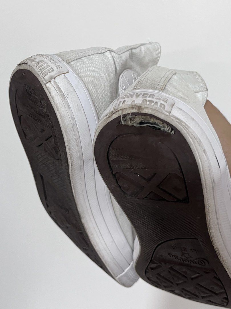 Converse High Cut White (Category: Casual Shoes) located in Imus. Submitted by justinelouis (Listing ID 1465842233, Image 3). Description: Location: Imus, Cavite.