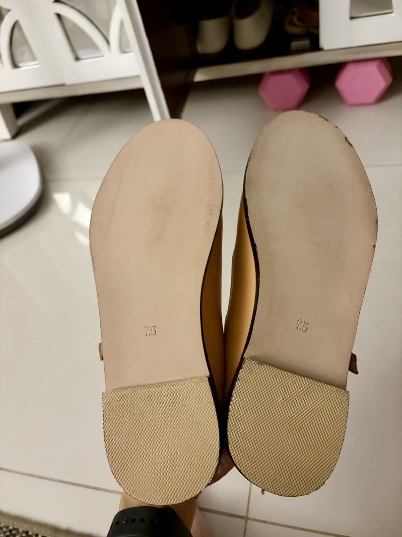 Cora & Bear Yellow Mary Jane Flats Size 7.5 (Category: Flats & Sandals) located in Pasig City. Submitted by sums.chivs (Listing ID 1465911622, Image 3). Description: Cora & Bear Mary Jane flats in tan. Classic rounded toe with an ankle strap and metal buckle. White inner lining with brand tags inside both shoes. Size 7.5 stamped on the bottom soles. Great everyday flats that go with plenty of outfits. Brand new. Only tried it on indoor. RFS: Size