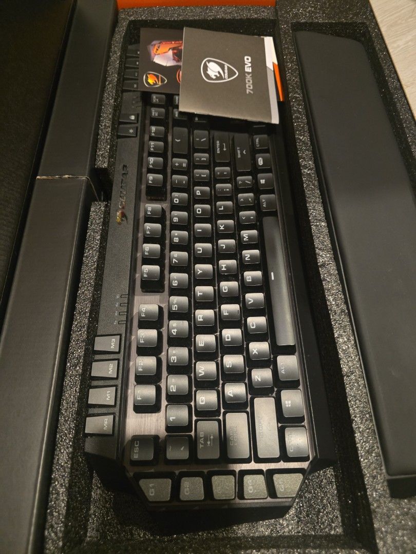 Cougar 700K EVO Mechanical Gaming Keyboard gaming (Category: Computer Keyboard) located in Mandaluyong City. Submitted by miecaella (Listing ID 1465875468, Image 3). Description: .