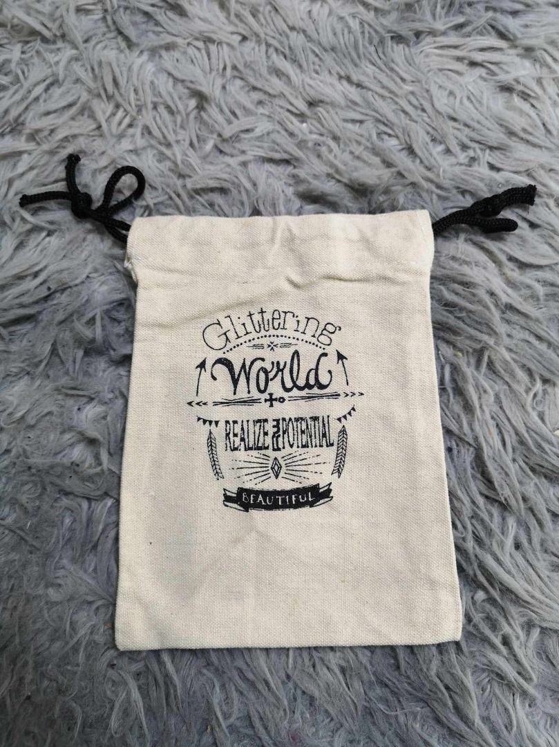 Cream Canvas With Black String Pouch (Category: Purses & Pouches) located in Santa Cruz. Submitted by jmy_surplus.2 (Listing ID 1465897489, Image 1). Description: Size ; L - 7.6 W - 5.6 Color ; Cream Type ; Pouch Brand ; No brand Material ; Canvas Style ; Canvas Drawstring Pouch LR 129 JMY 5 Batch #224.
