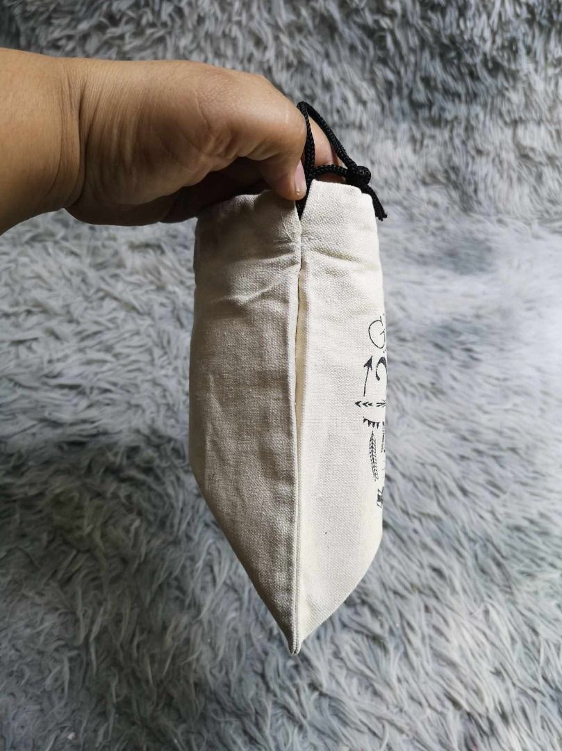 Cream Canvas With Black String Pouch (Category: Purses & Pouches) located in Santa Cruz. Submitted by jmy_surplus.2 (Listing ID 1465897489, Image 3). Description: Size ; L - 7.6 W - 5.6 Color ; Cream Type ; Pouch Brand ; No brand Material ; Canvas Style ; Canvas Drawstring Pouch LR 129 JMY 5 Batch #224.
