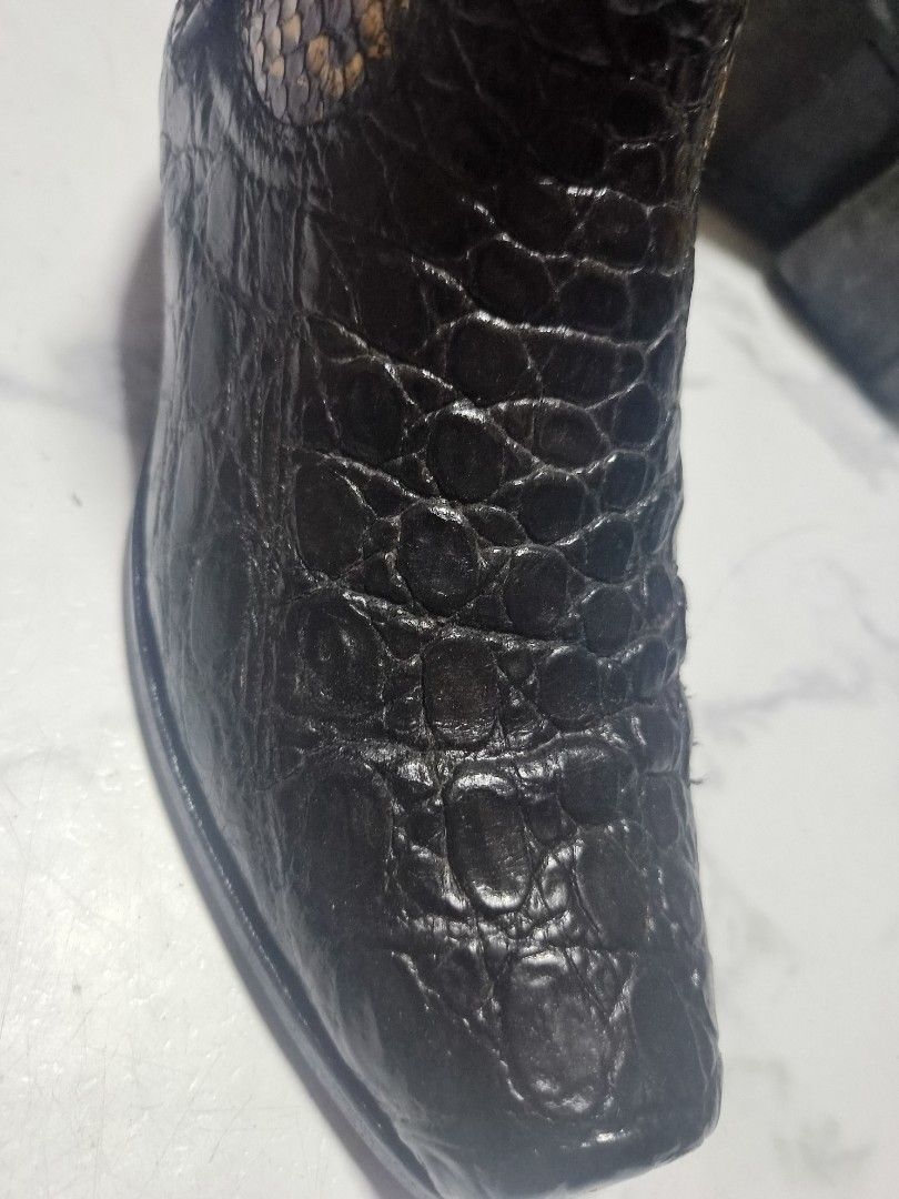 Crocodile Embossed Hard Leather Square Toe Boots Cowboy (Category: Boots) located in Manila. Submitted by winstondxc (Listing ID 1465903488, Image 3). Description: Leather Boots Croc-Embossed Boots Crocodile Pattern Boots Western Boots Cowboy Boots Harness Boots Engineer Boots Motorcycle Boots Biker Boots Riding Boots Vintage Boots Y2K Boots Western Y2K Biker Y2K Rocker Boots Punk Boots Grunge Boots Gothic Boots Alternative Boots Motorcycle Style