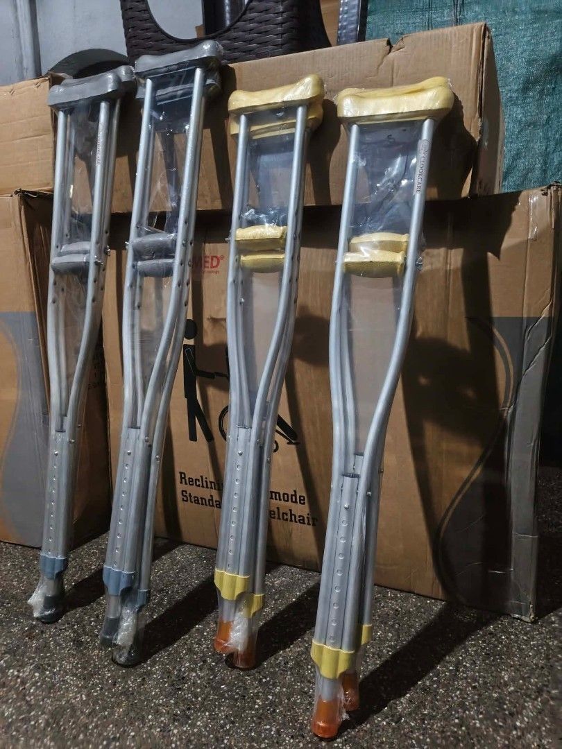 Crutches Saklay Adjustable height (Category: Medical Supplies & Tools) located in Quezon City. Submitted by judaimedonlineshop23 (Listing ID 1465903451, Image 2). Description: CRUTCHES ADJUSTABLE HEIGHT BRANDNEW PAIRS COD.