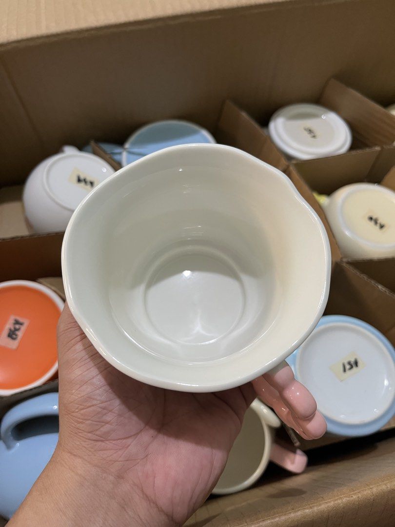 Cute ceramic mug (Category: Coffee & Tea Tableware) located in Manila. Submitted by sheiiie (Listing ID 1465795534, Image 3). Description: Cute ceramic mug Brand new Quezon City location ship via jnt & lalamove.