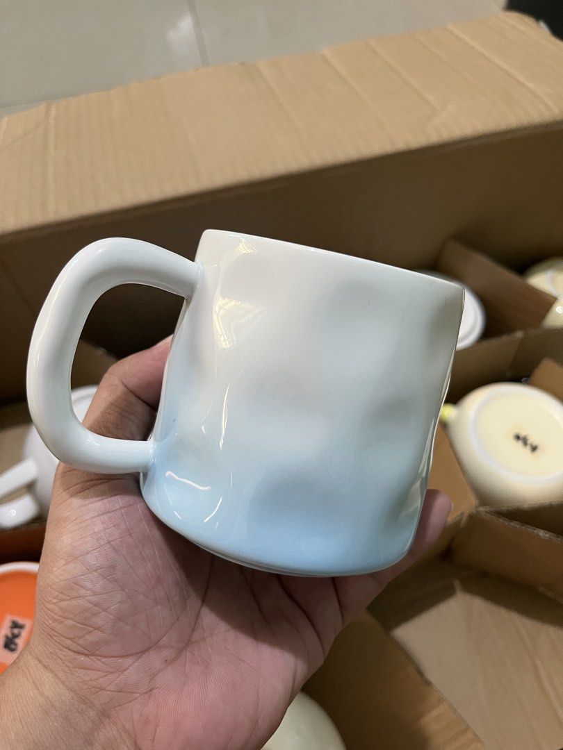 Cute ceramic mug / coffee and tea mug (Category: Coffee & Tea Tableware) located in Manila. Submitted by sheiiie (Listing ID 1465796582, Image 3). Description: Cute ceramic mug coffee and tea Brand new Quezon City location ship via jnt & lalamove.