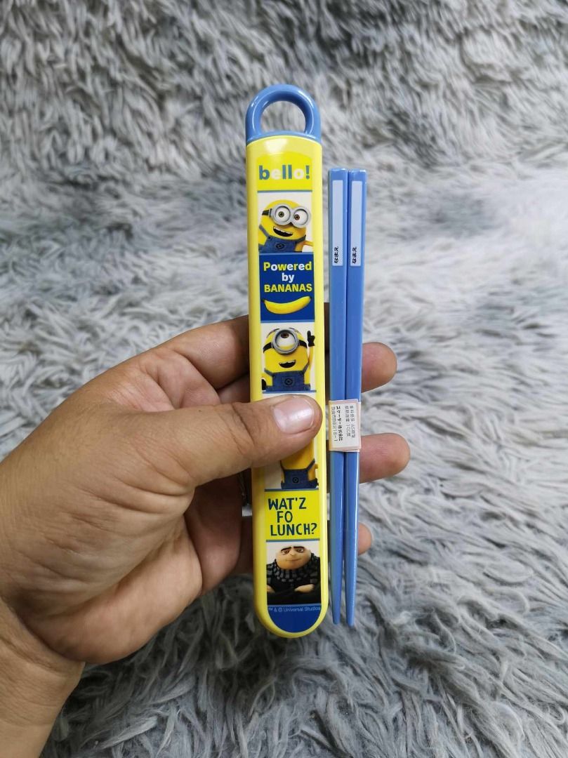 Cute Design Chopstick With Sliding Case (Category: Looking For) located in Santa Cruz. Submitted by jmy_surplus.2 (Listing ID 1465899424, Image 3). Description: Size ; L - 8 W - 1.3 Color ; Yellow , Blue Type ; Chopstick Brand ; No brand Material ; Plastic Style ; Minion Design Chopstick With Case LG 113 JMY 5 Batch #224.