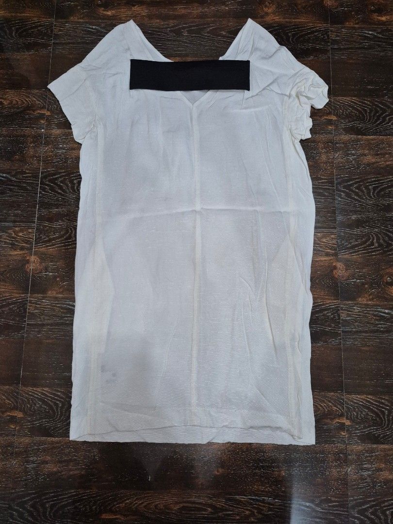 Cute White Dress (Category: Dresses) located in Santa Cruz. Submitted by deenem (Listing ID 1465815544, Image 3). Description: Small on Tag Bust:18(36) inch Lenght: 33 inch.