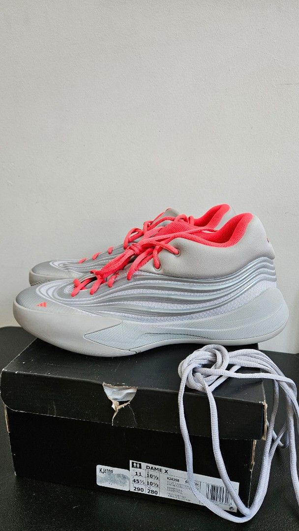 Dame X (Category: Sneakers) located in Quezon City. Submitted by oldbridgecycles (Listing ID 1465819427, Image 2). Description: Dame X size US 11 slightly used 2800.