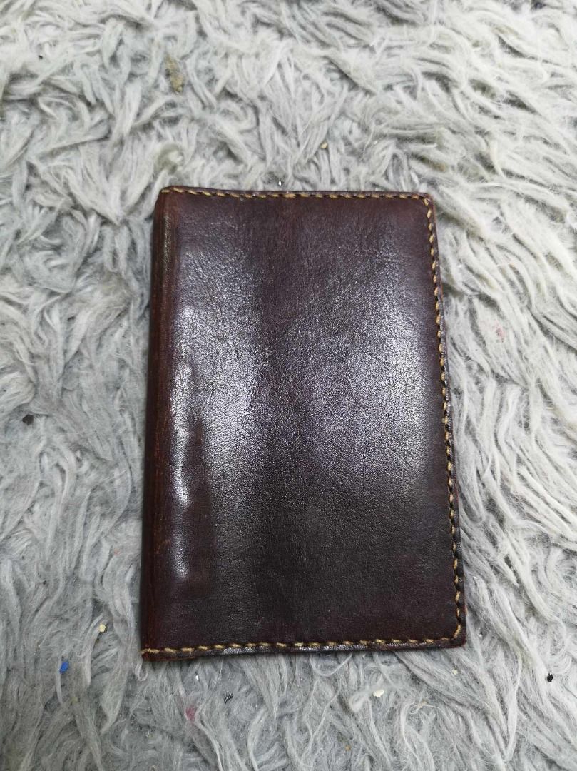 Dark Brown leather 6 Ring Planner (Category: Stationery & School Supplies) located in Santa Cruz. Submitted by jmy_surplus.2 (Listing ID 1465882195, Image 1). Description: Size ; L - 6 W - 3.6 Color ; Dark Brown Type ; Planner Cover Brand ; No brand Material ; Leather Style ; Leather 6 Ring Planner Cover LR 129 JMY 5 Batch #224.