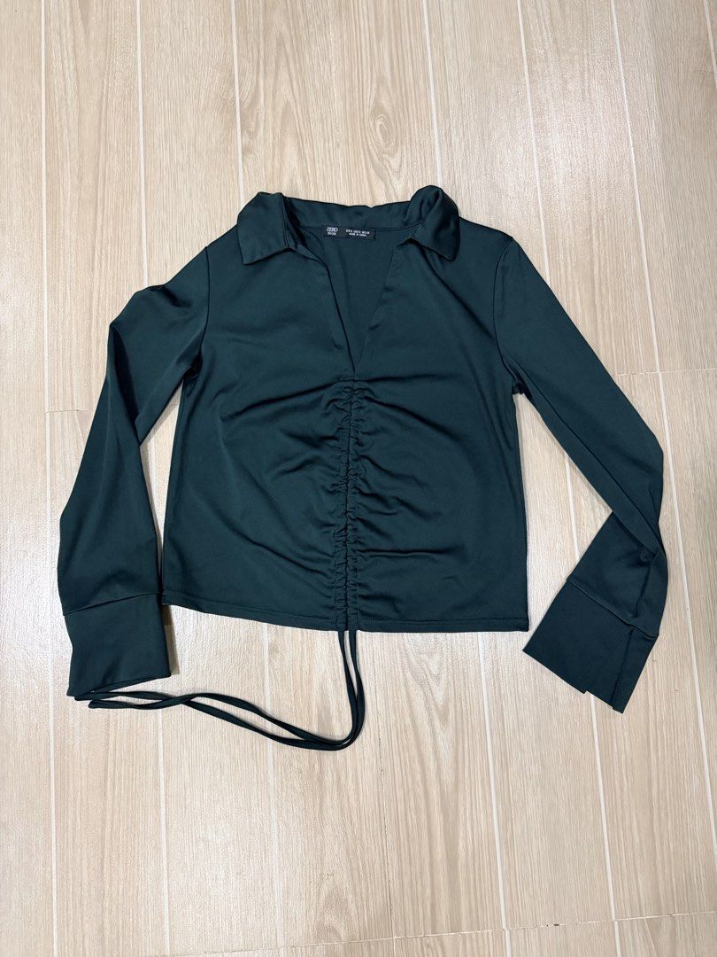 Dark Green Ruched Top and Flared Trouser (Category: Sets or Coordinates) located in Manila. Submitted by aemax.cgtrading (Listing ID 1465924660, Image 3). Description: Set from 🇨🇳 Details Top: adjustable ruched drawstring Bottom: garterized waist, flared .