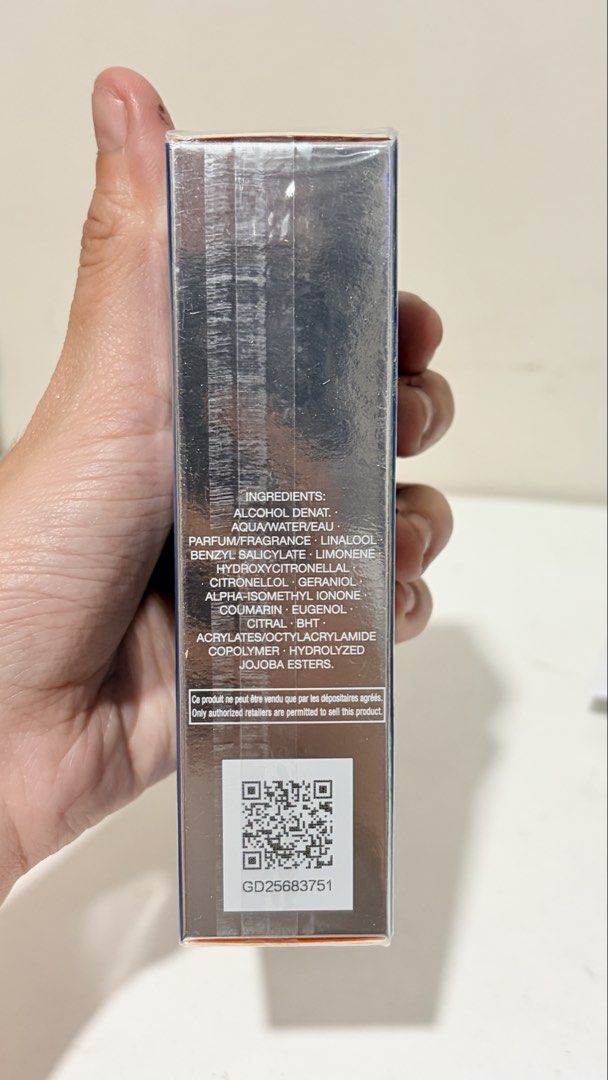 Davidoff Cool Water Wave Eau De Toilette 40ml (Category: Fragrance & Deodorants) located in Manila. Submitted by its.chie (Listing ID 1465787013, Image 3). Description: - 100% authentic Davidoff Cool Water Wave Eau de Toilette - Size: 1.3 fl oz / 40 ml natural spray - Condition: Brand new, sealed in original plastic wrapping - Origin: Made in France by Coty - Verifiable: Batch code 5084, QR code, standard ingredients, and barcode on box.
