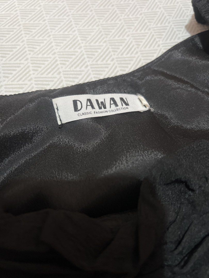 DAWAN Black Puff Sleeve Ruched Dress (Category: Dresses) located in Manila. Submitted by kaceylgt (Listing ID 1465925420, Image 3). Description: - Brand: Dawan - Color: Black - Style: Mini dress with flare skirt and fitted bodice - Details: Puff sleeves and ruched front with tie string - Condition: Clean fabric, tag attached near neckline - Versatility: Great for casual wear or a night out.