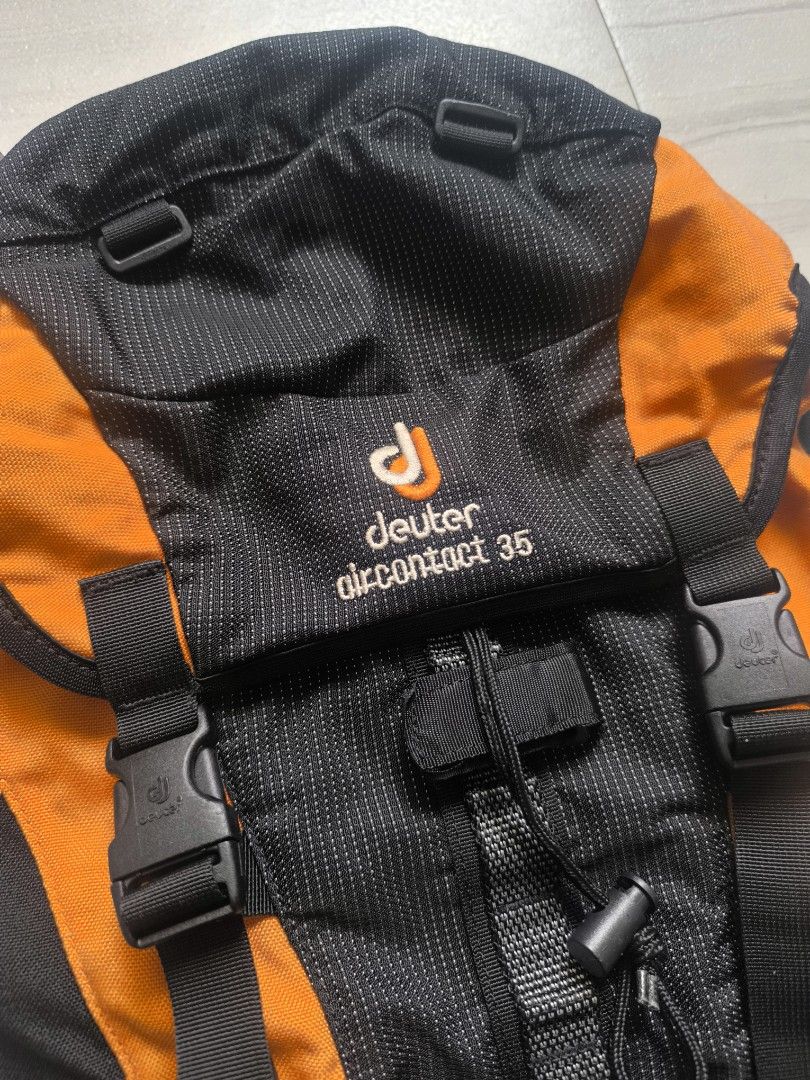 Deuter Aircontact 35 Backpack (Category: Backpacks) located in Talisay. Submitted by jppppppppp (Listing ID 1465858081, Image 2). Description: Deuter Aircontact 35 Actual Dimensions W 15" L 28" Thickness 7" Japan Surplus Source In Very Good Condition Expired Waterproofing 1️⃣9️⃣9️⃣0️⃣+SF 09472849954.