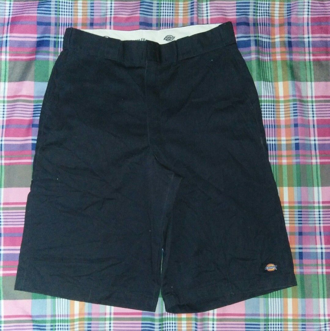 DICKIES DOUBLE PATCH (Category: Shorts) located in Cebu City. Submitted by imbapicker (Listing ID 1465923161, Image 1). Description: DICKIES DOUBLE PATCH Y2K SHORT LOOSE FIT WAISTLINE 34 " LENGTH 25" EXCELLENT CONDITION NO ISSUE 1250 +SHIPP DM IF INTERESTED 📩 LOCATION LAPU-LAPU CITY.