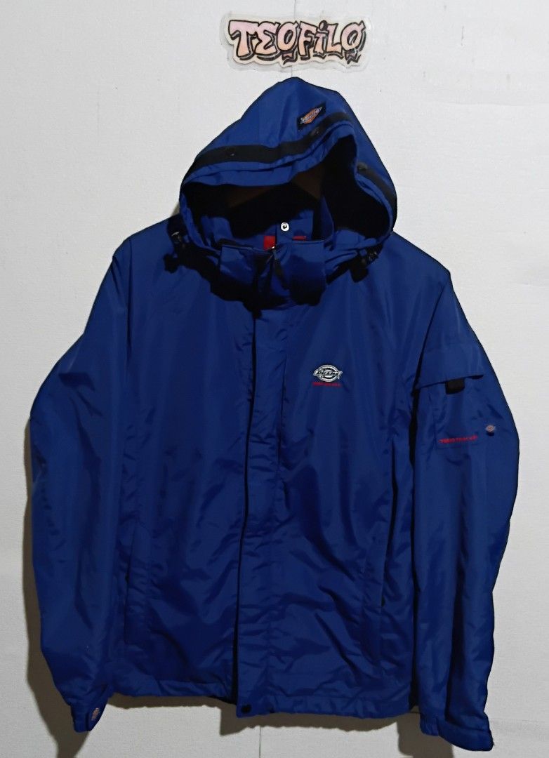 Dickies jacket (Category: Coats, Jackets and Outerwear) located in Santo Tomas. Submitted by teofilo-thrifted (Listing ID 1465887764, Image 1). Description: Dickies Jacket Excellent no issue need wash only Size Small on tag L26.5/28 W21 price 850 free shipping po.