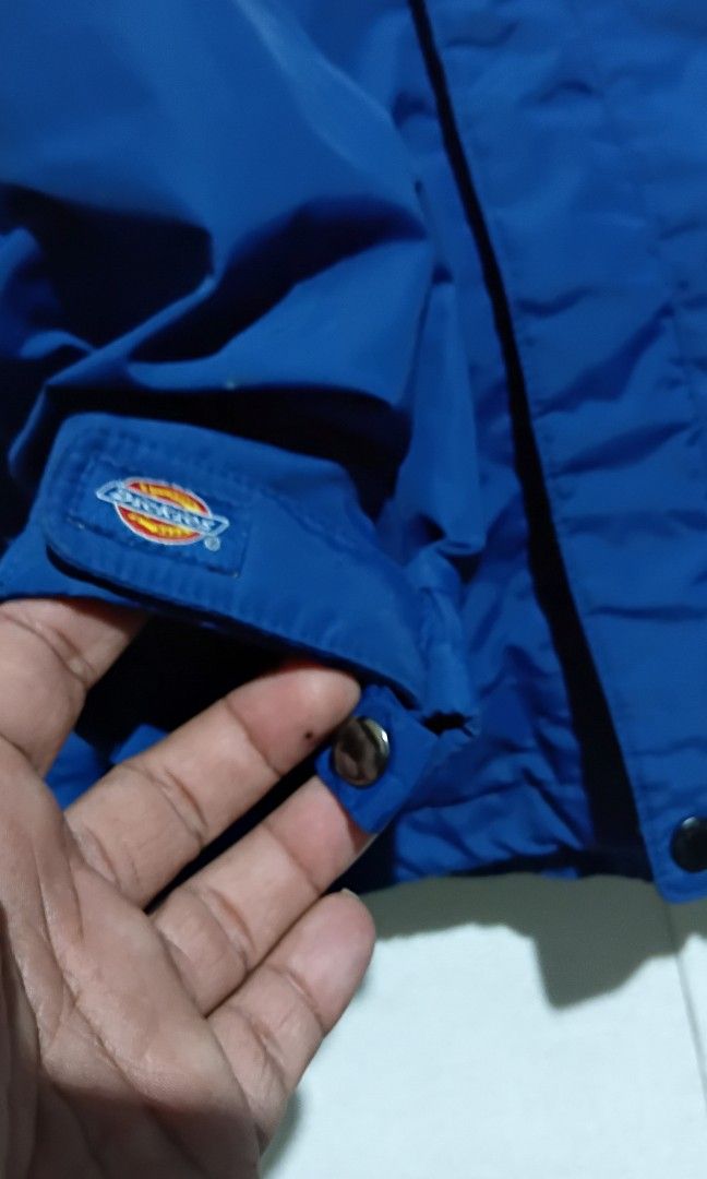 Dickies jacket (Category: Coats, Jackets and Outerwear) located in Santo Tomas. Submitted by teofilo-thrifted (Listing ID 1465887764, Image 3). Description: Dickies Jacket Excellent no issue need wash only Size Small on tag L26.5/28 W21 price 850 free shipping po.