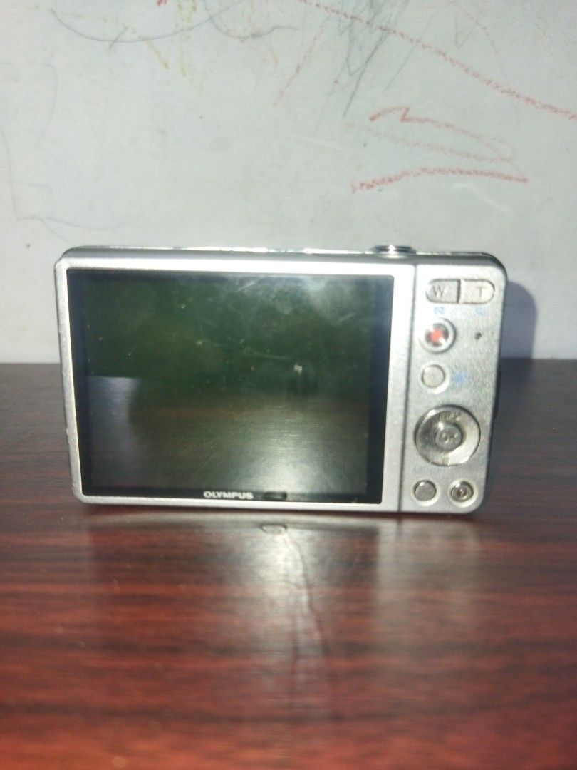 DIGI OLYMPUS VG 130 (14 MEGAPIXEL) (Category: Cameras) located in Boac. Submitted by retro_snap (Listing ID 1465775063, Image 2). Description: 📸 Olympus VG-130 Digital Camera 14 Megapixels • HD Movie Recording 💰 ₱1,700 (slightly negotiable for sure buyers) ✨ Condition - Produces crisp and clear photos. - HD movie recording. - Flash is currently set to Auto and works as intended. - Great for everyday photography and digicam aesthetics. ⚠️ Issues