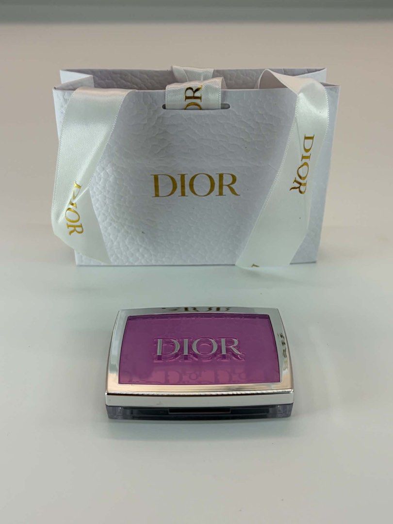 Dior Blush in Lilac with paper bag (Category: Makeup) located in Bulacan. Submitted by karisma_noverra (Listing ID 1465783407, Image 2). Description: Brand new with paper bag.